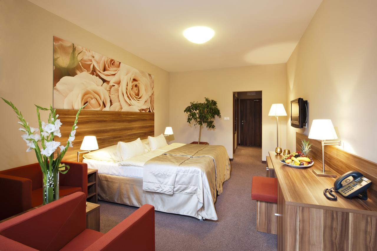 Spa Hotel Velka Fatra Turcianske Teplice Exterior photo